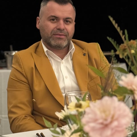 Erald S.