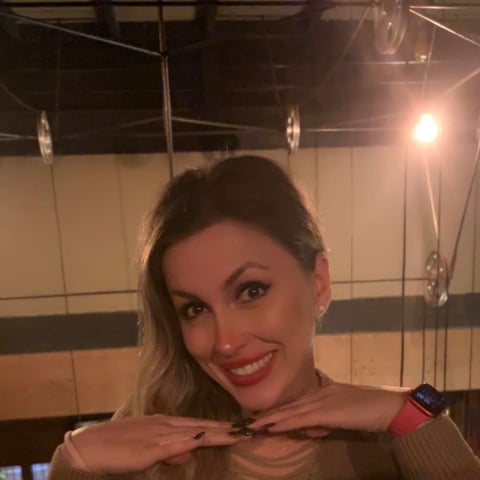 Laura S.